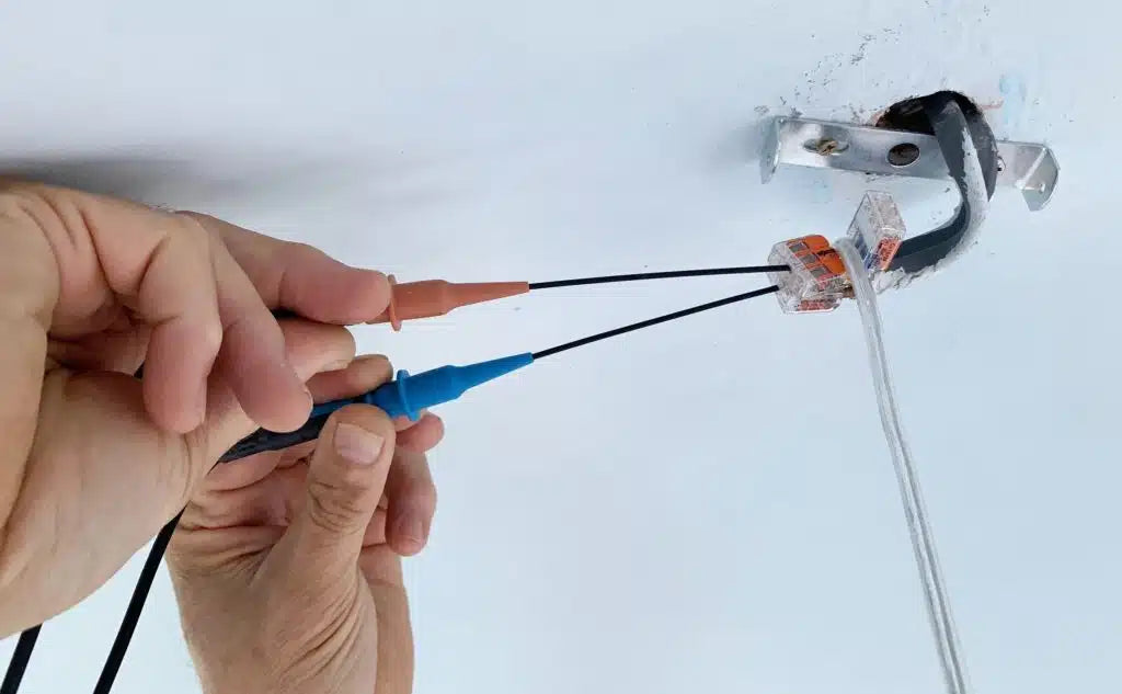 Kewtech KTLP10 long reach test probes testing wires in Wago connector